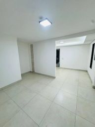 https://img.olx.com.br/thumbs256x256/10/107519521477015.jpg