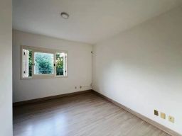 https://img.olx.com.br/thumbs256x256/10/107546765966088.jpg