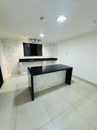 https://img.olx.com.br/thumbs256x256/10/107595880759274.jpg