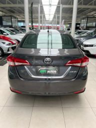 https://img.olx.com.br/thumbs256x256/10/107680636667809.jpg