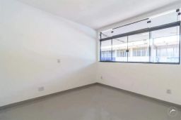https://img.olx.com.br/thumbs256x256/10/108578406173872.jpg
