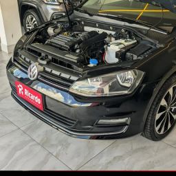 https://img.olx.com.br/thumbs256x256/10/108615799381595.jpg