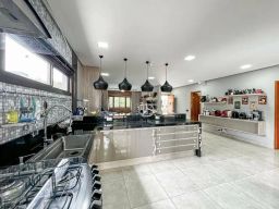 https://img.olx.com.br/thumbs256x256/11/110520646614609.jpg