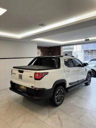 https://img.olx.com.br/thumbs256x256/11/110651556539436.jpg
