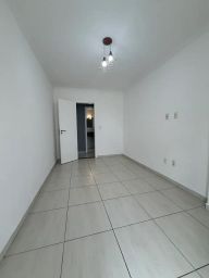 https://img.olx.com.br/thumbs256x256/11/112634321251215.jpg