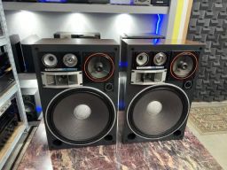 https://img.olx.com.br/thumbs256x256/11/113537518720328.jpg