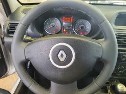 https://img.olx.com.br/thumbs256x256/11/113681781352841.jpg