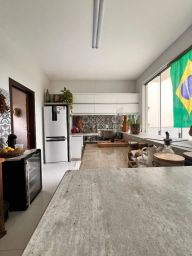 https://img.olx.com.br/thumbs256x256/11/114520520847043.jpg