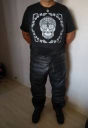Título do anúncio: Calça de couro legítimo para motoqueiro Harley Davidson cintura 54 , altura 1,13