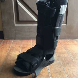Título do anúncio: Vando bota ortopédica/robofoot