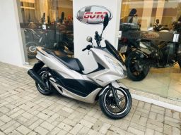 https://img.olx.com.br/thumbs256x256/11/116532631766568.jpg