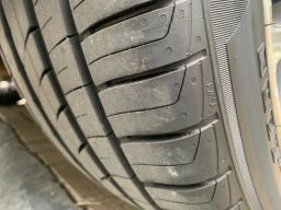 https://img.olx.com.br/thumbs256x256/11/116570621214905.jpg