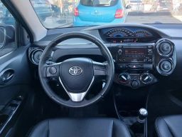 https://img.olx.com.br/thumbs256x256/11/118572765571770.jpg