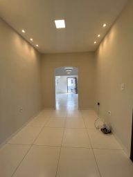 https://img.olx.com.br/thumbs256x256/11/118627057409440.jpg