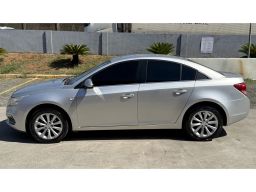 https://img.olx.com.br/thumbs256x256/11/118643804230528.jpg