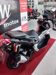 https://img.olx.com.br/thumbs256x256/11/119544516061559.jpg