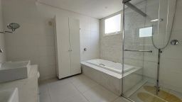 https://img.olx.com.br/thumbs256x256/11/119570643170206.jpg