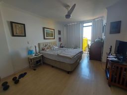 https://img.olx.com.br/thumbs256x256/12/120208038157369.jpg