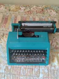 Título do anúncio: Máquina escrever 