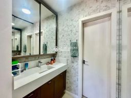 https://img.olx.com.br/thumbs256x256/12/120509280862961.jpg