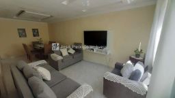 https://img.olx.com.br/thumbs256x256/12/120523637457896.jpg
