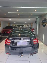 https://img.olx.com.br/thumbs256x256/12/120544529244325.jpg