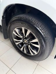 https://img.olx.com.br/thumbs256x256/12/120610555639230.jpg