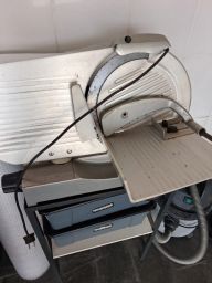 https://img.olx.com.br/thumbs256x256/12/120621416285826.jpg