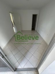 https://img.olx.com.br/thumbs256x256/12/120636361327786.jpg