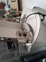 https://img.olx.com.br/thumbs256x256/12/120667410361666.jpg