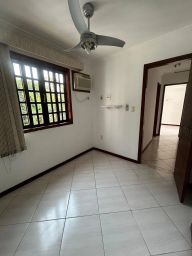 https://img.olx.com.br/thumbs256x256/12/121525169732932.jpg