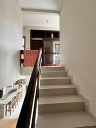 https://img.olx.com.br/thumbs256x256/12/121527280931770.jpg