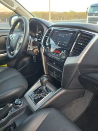 https://img.olx.com.br/thumbs256x256/12/121544221911923.jpg