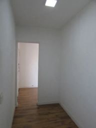 https://img.olx.com.br/thumbs256x256/12/121551506985021.jpg