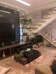 https://img.olx.com.br/thumbs256x256/12/121566274077610.jpg