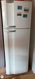 https://img.olx.com.br/thumbs256x256/12/121574275297664.jpg