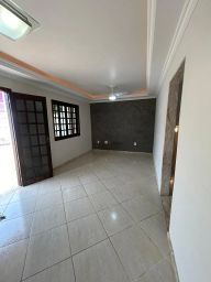 https://img.olx.com.br/thumbs256x256/12/121582768867249.jpg