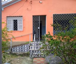 Título do anúncio: Vende-se casa ampla com 6 quartos, 02 suítes em Cordeiro - Recife - PE