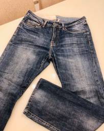 Título do anúncio: Calça Jeans, 44 da marca Carmim 