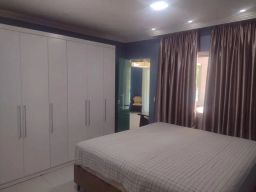 https://img.olx.com.br/thumbs256x256/12/122517882172553.jpg