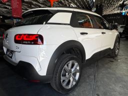 https://img.olx.com.br/thumbs256x256/12/122538159415265.jpg