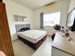 https://img.olx.com.br/thumbs256x256/12/122563641214977.jpg