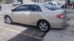 https://img.olx.com.br/thumbs256x256/12/123567507111524.jpg