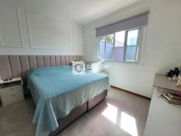 https://img.olx.com.br/thumbs256x256/12/123573525423015.jpg