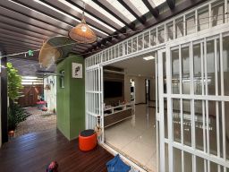 https://img.olx.com.br/thumbs256x256/12/123579152536559.jpg