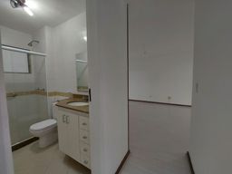 https://img.olx.com.br/thumbs256x256/12/124292756458700.jpg