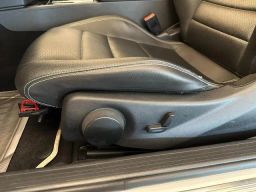 https://img.olx.com.br/thumbs256x256/12/124406298574275.jpg