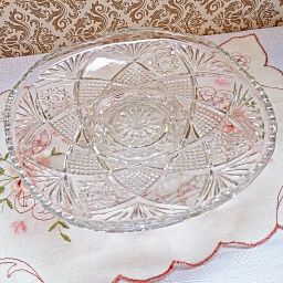 https://img.olx.com.br/thumbs256x256/12/124517829668475.jpg