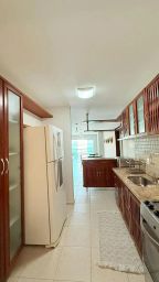 https://img.olx.com.br/thumbs256x256/12/124518396481814.jpg
