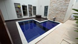 https://img.olx.com.br/thumbs256x256/12/124535523100702.jpg